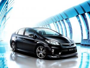 Toyota Prius by Modellista 2011 года